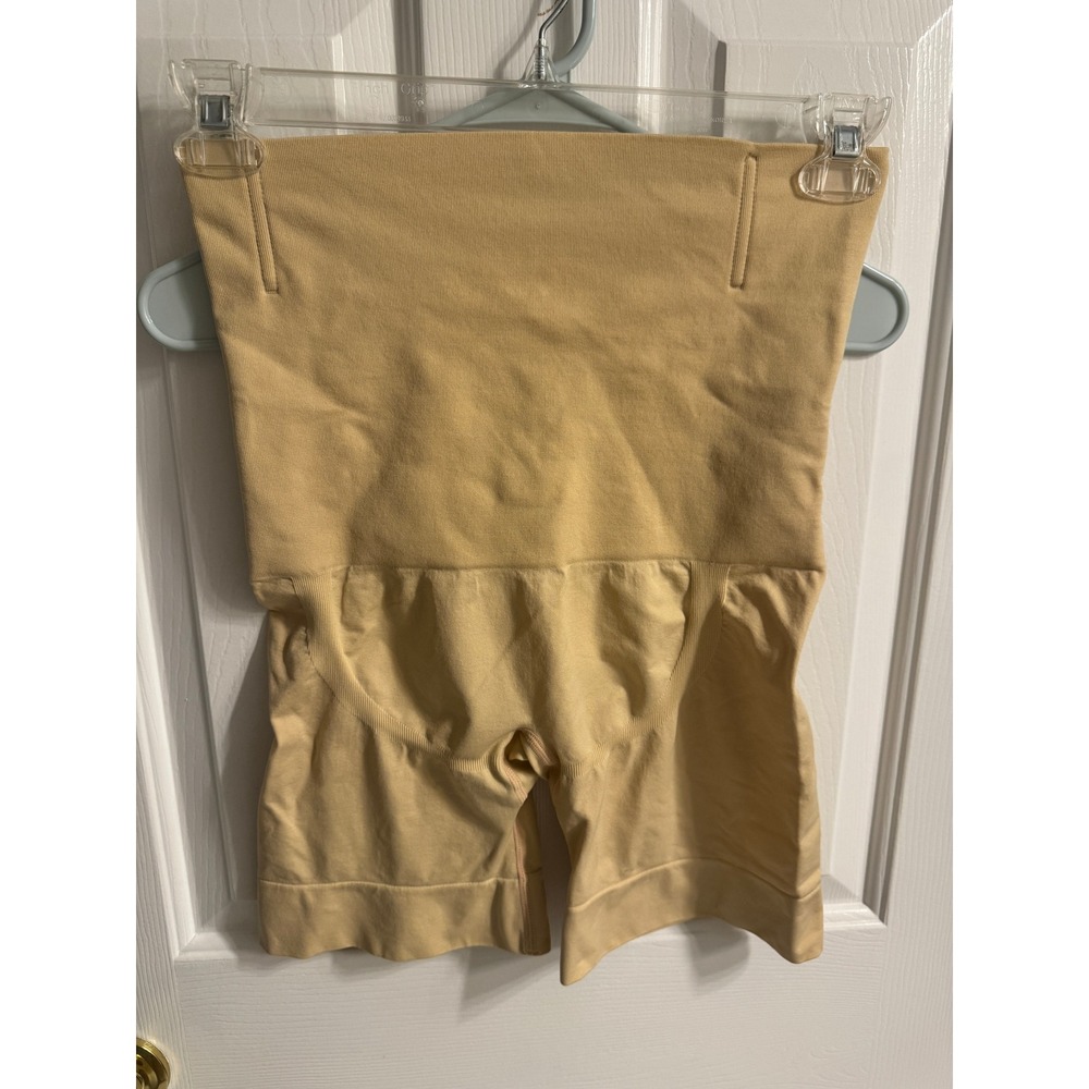 Womens High Waisted Shapewear Shorts Tan Nude Tummy Control XXL Fits Like Large
